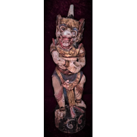 Grote oude krisdrager, verguld